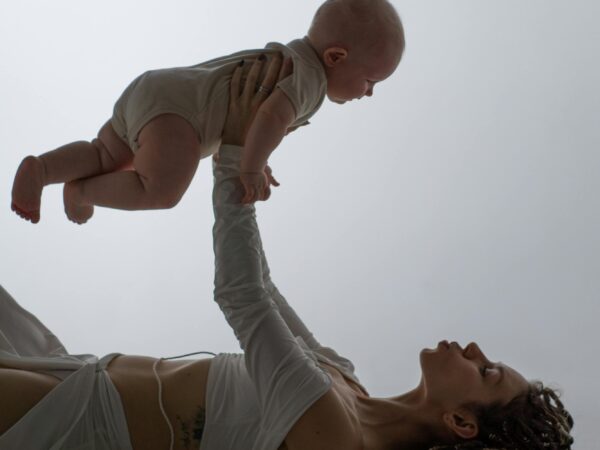 Postpartum Hair Loss: What to Expect and How to Deal With It