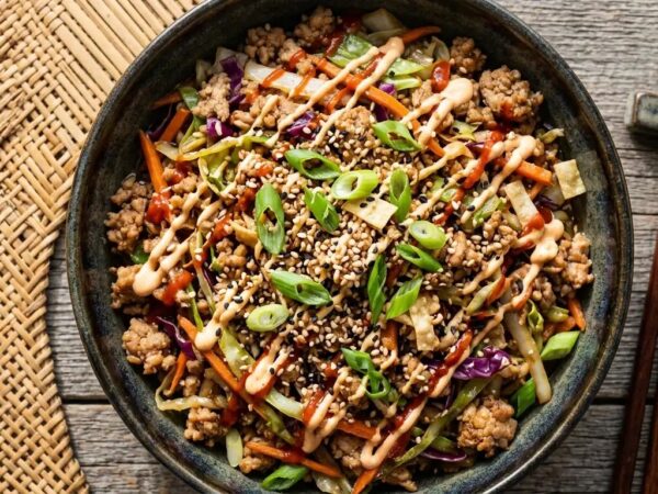 High-Protein Egg Roll in a Bowl: The 15-Minute Low-Carb Dinner Taking Over TikTok