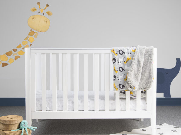 DIY Montessori Floor Bed for Babies: A 2026 Nursery Trend You Can Make