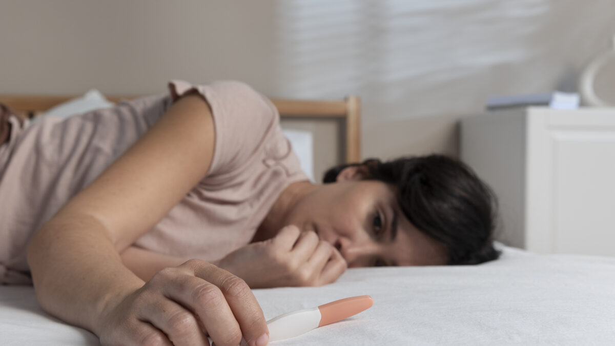 Pregnancy Discharge: What’s Normal, What’s Not, and When to Worry