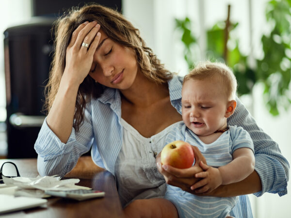 Mom Guilt: Why You Feel It, How Social Media Makes It Worse, and 7 Ways to Let Go